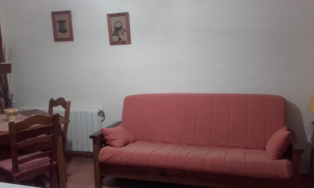 Apartamentos Serrano Ribatajada Extérieur photo